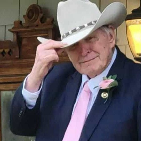 howard horton